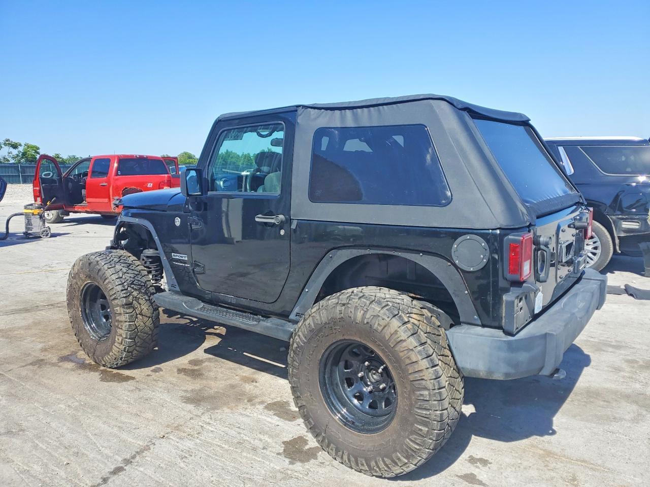 2012 Jeep Wrangler Sport - Фото 2
