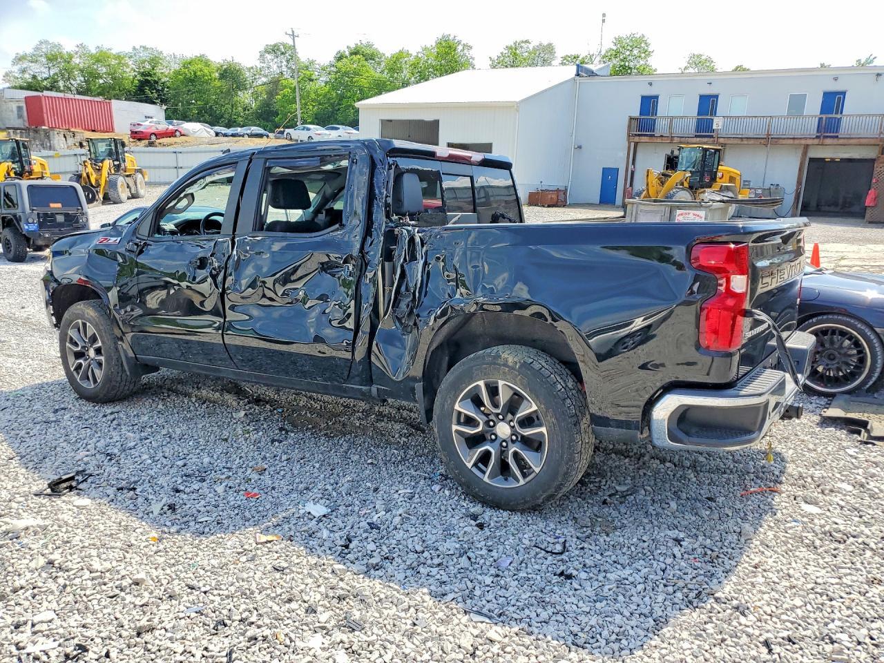 2020 Chevrolet Silverado K1500 Lt - Фото 2