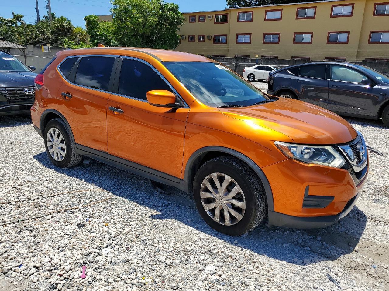 2017 Nissan Rogue S - Фото 4