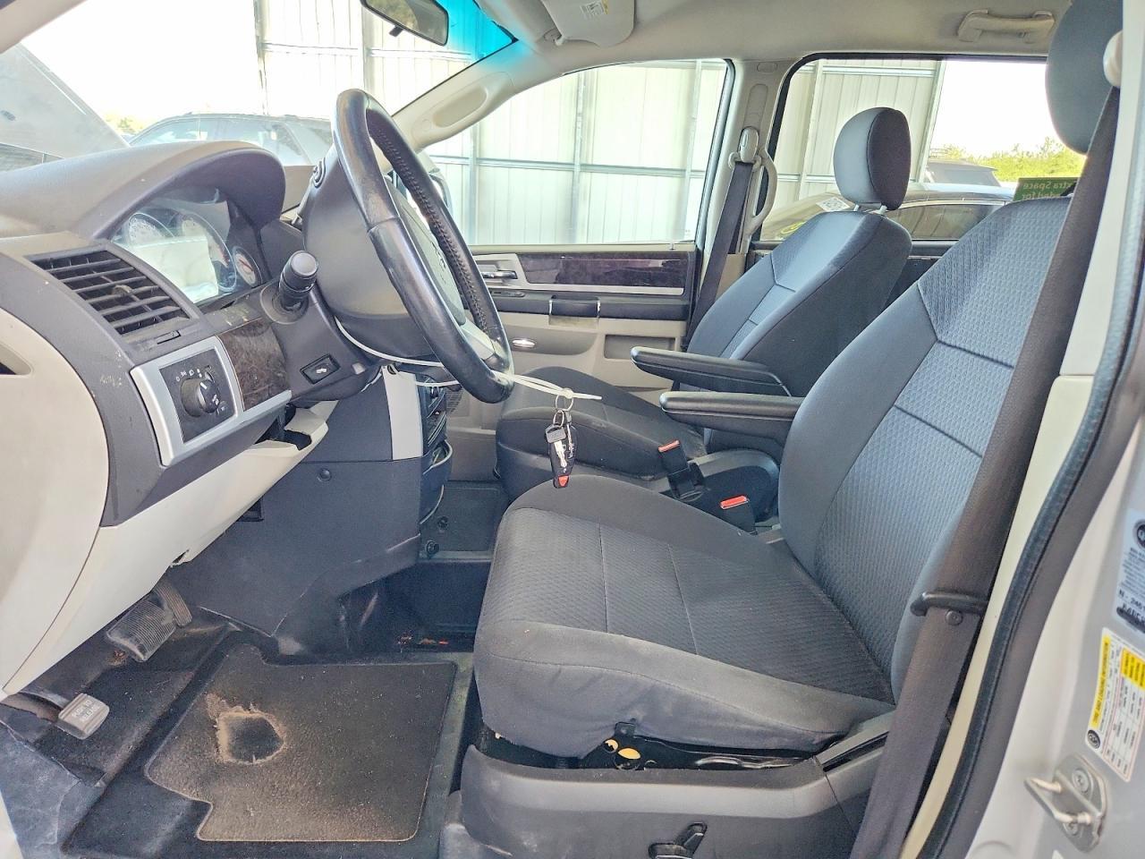 2010 Dodge Grand Caravan Sxt - Фото 7