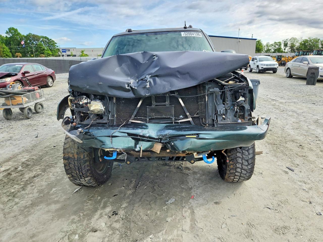 2004 Chevrolet Tahoe - Image 5