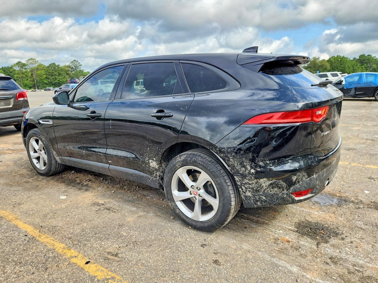 2018 Jaguar F-Pace Premium - Фото 2