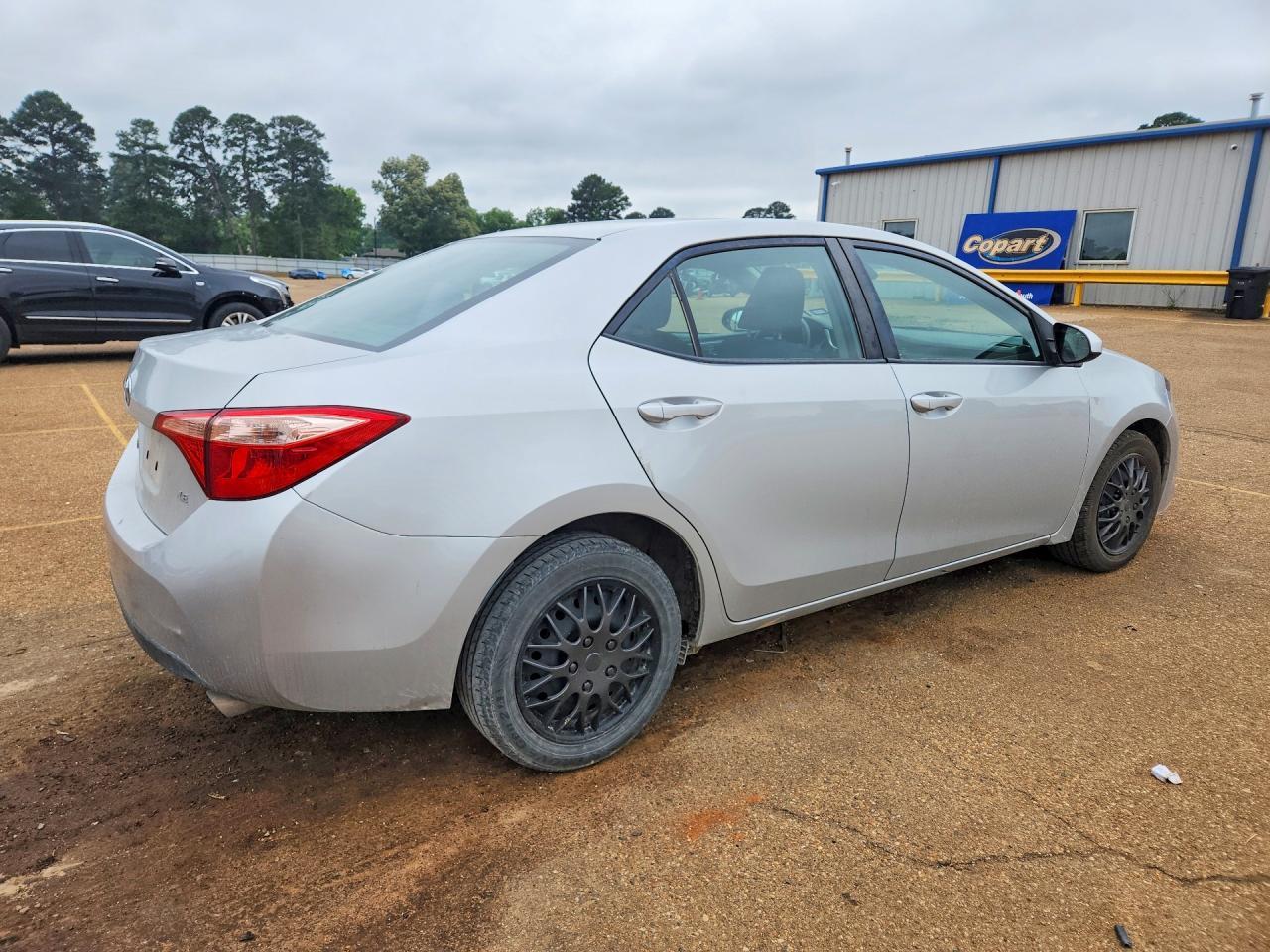 2019 Toyota Corolla Le - Image 3