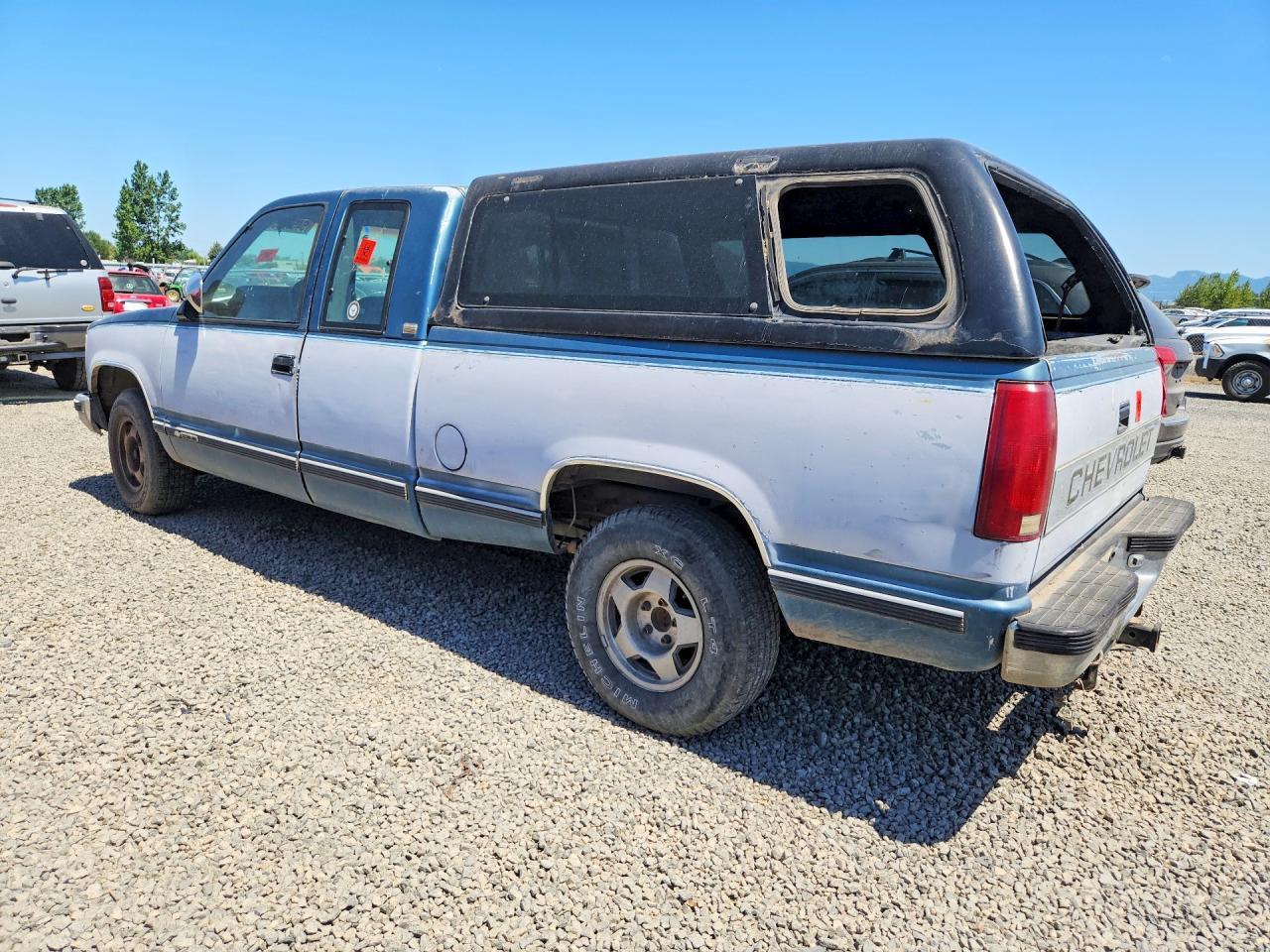 1991 Chevrolet Gmt-400 C1500 - Image 2