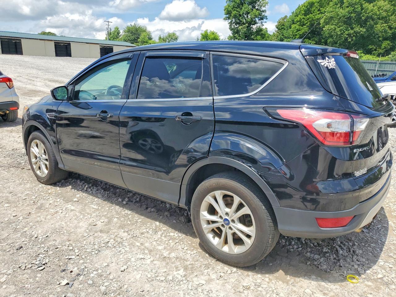2017 Ford Escape Se - Фото 2