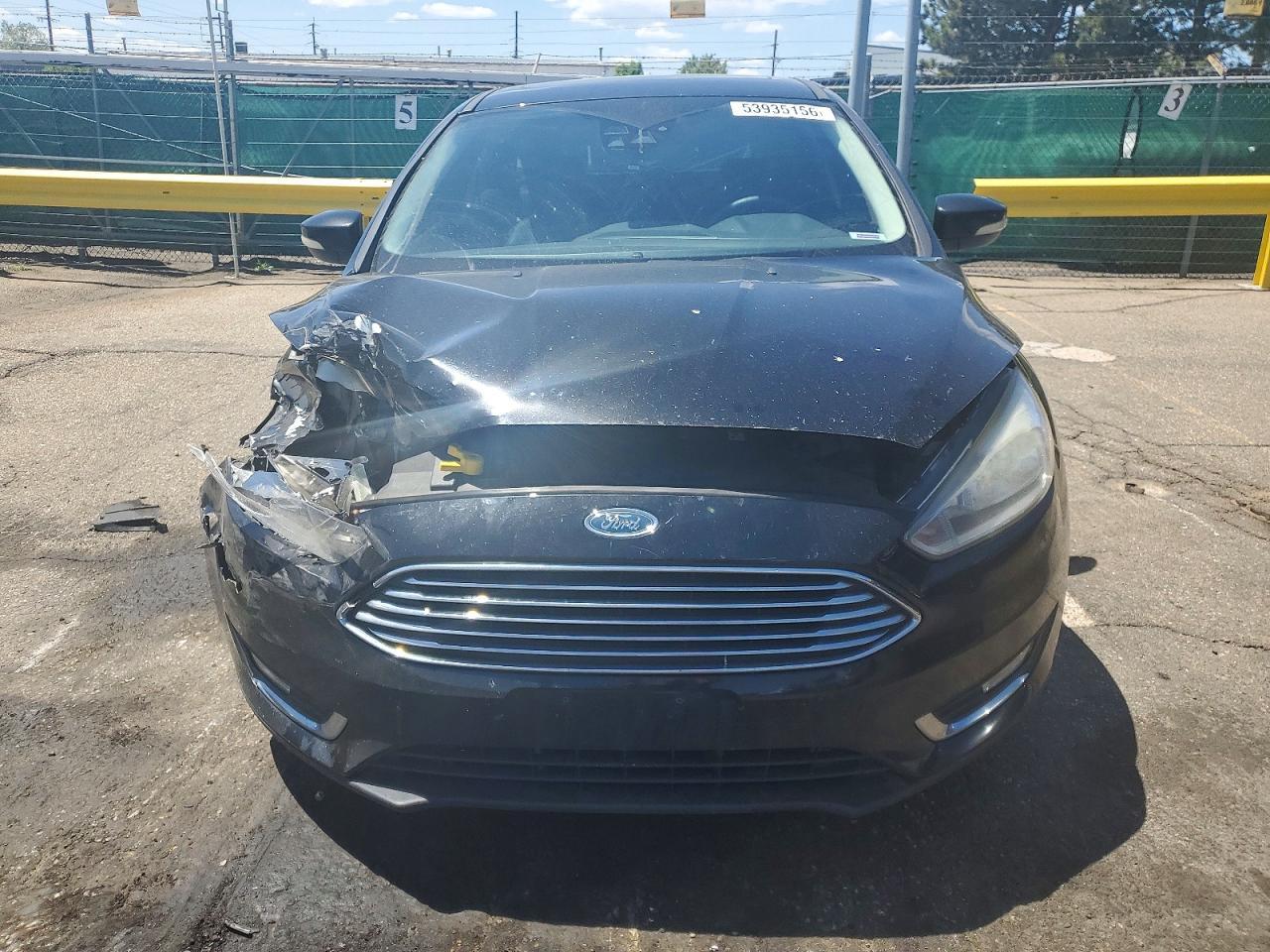 2017 Ford Focus Titanium - Фото 5