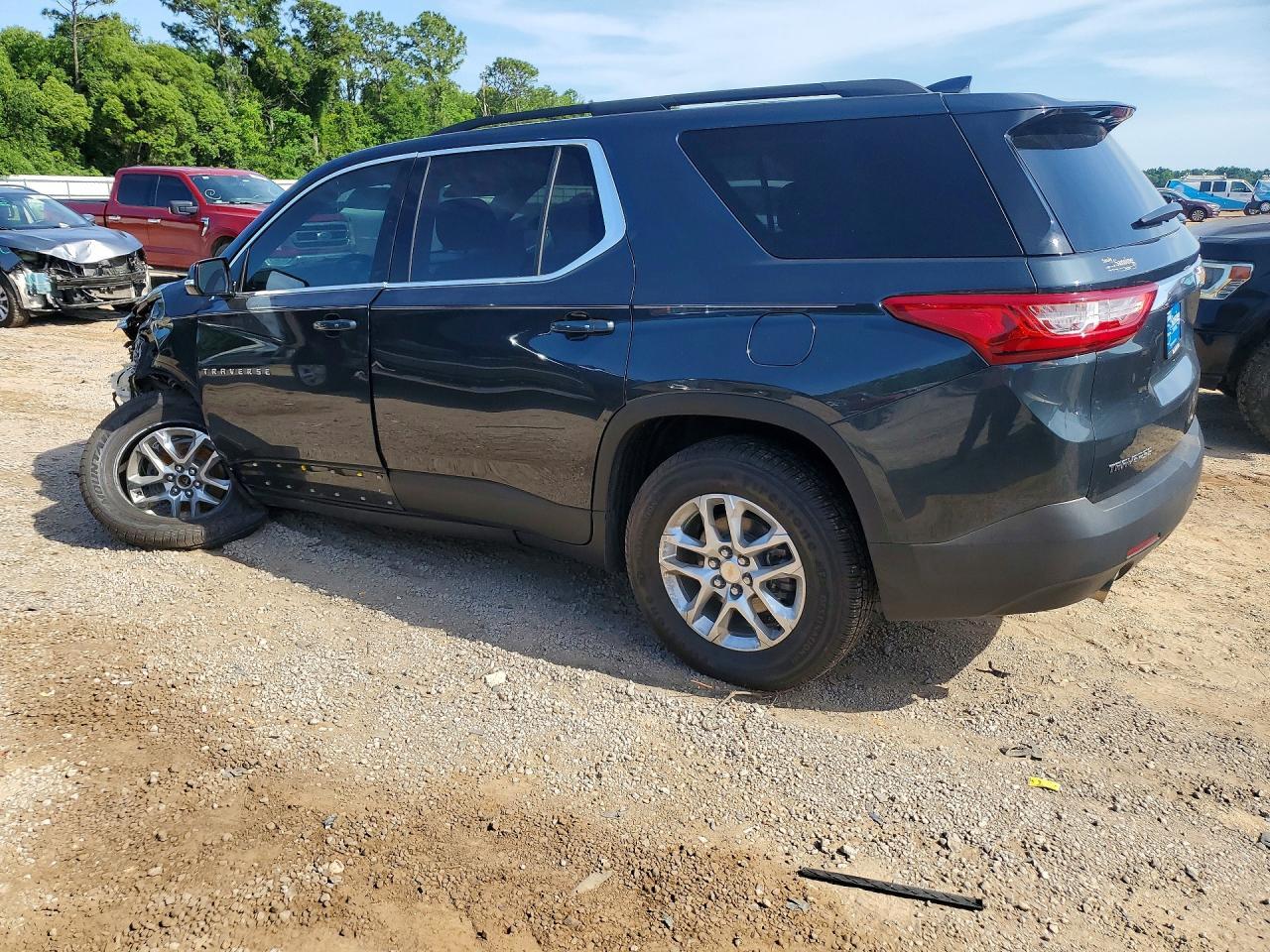 2019 Chevrolet Traverse Lt - Image 2