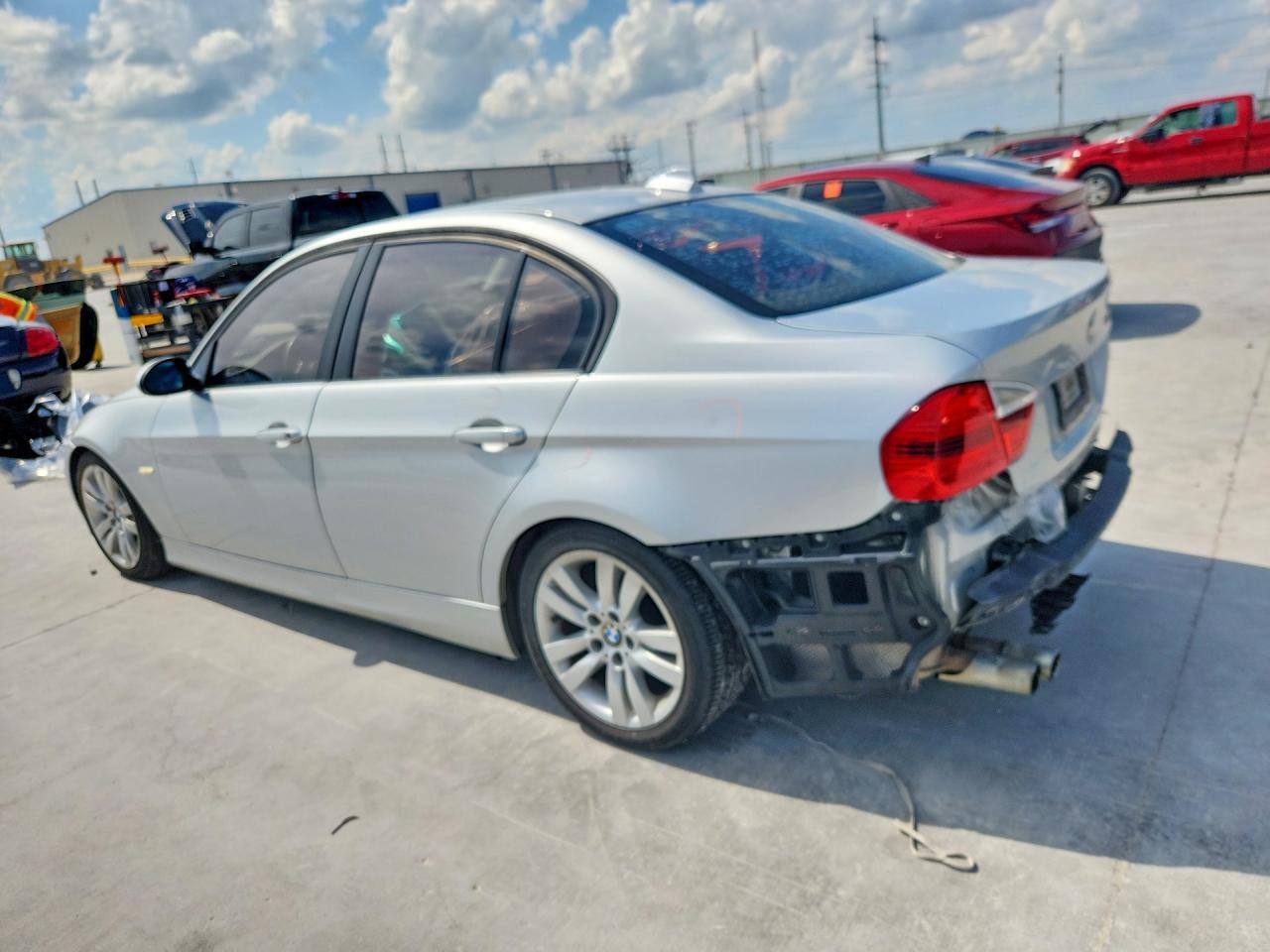 2008 BMW 328 I - Фото 2