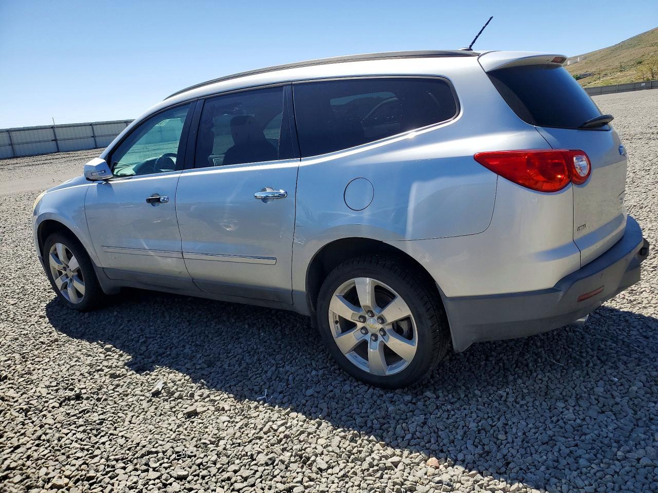 2010 Chevrolet Traverse Ltz - Фото 2