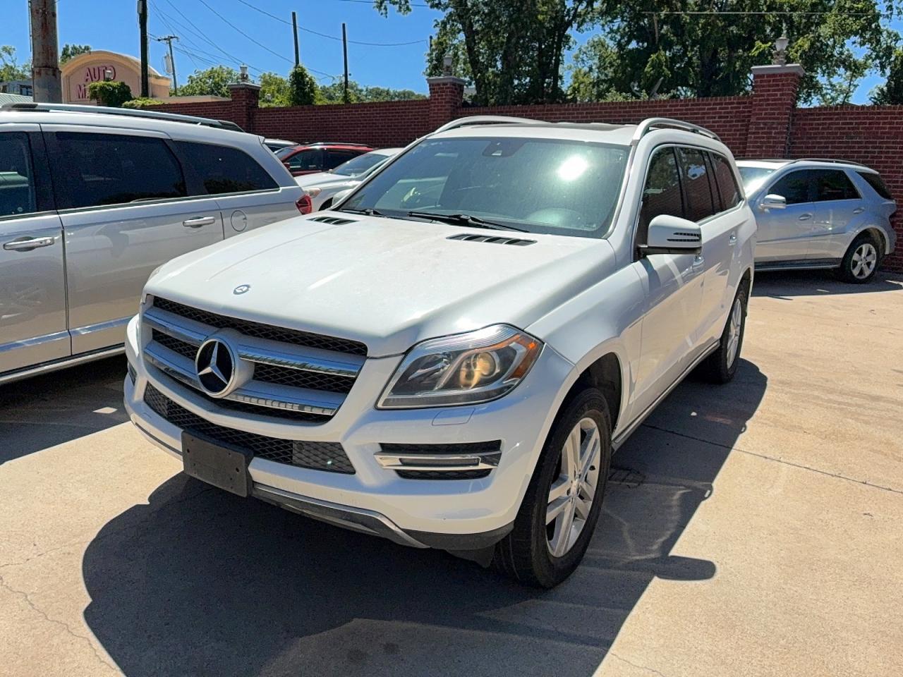 2014 Mercedes-Benz Gl 450 4Matic - Фото 2