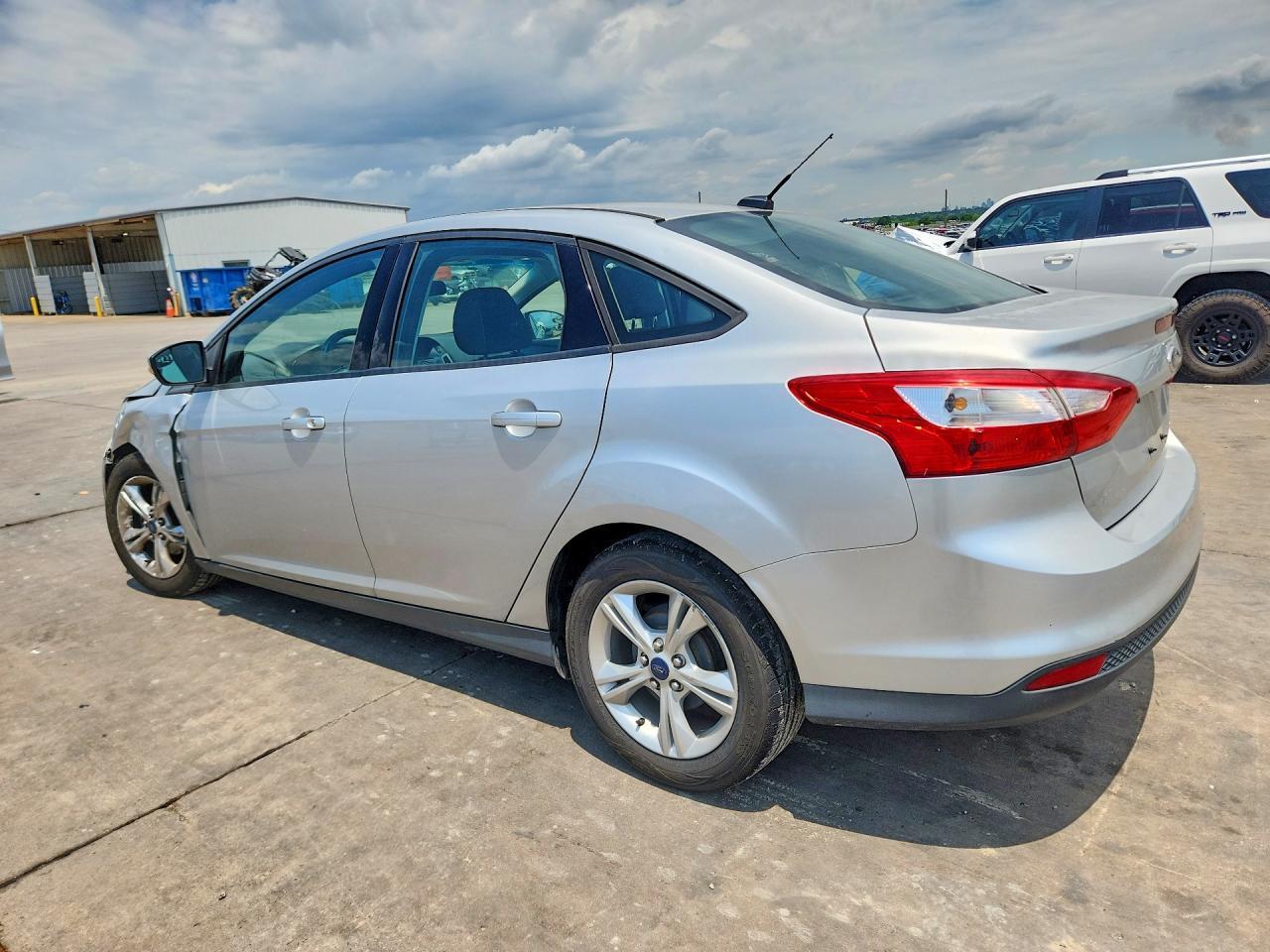 2014 Ford Focus - Image 2