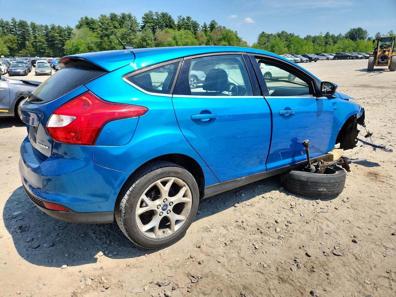 2013 Ford Focus Titanium - Image 3