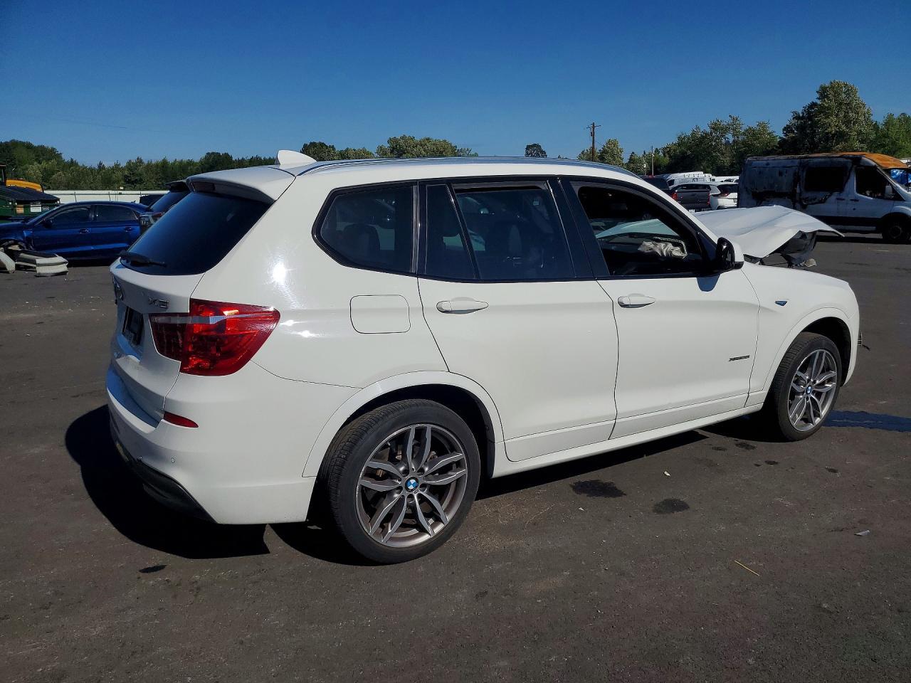 2017 BMW X3 xDrive28I - Фото 3