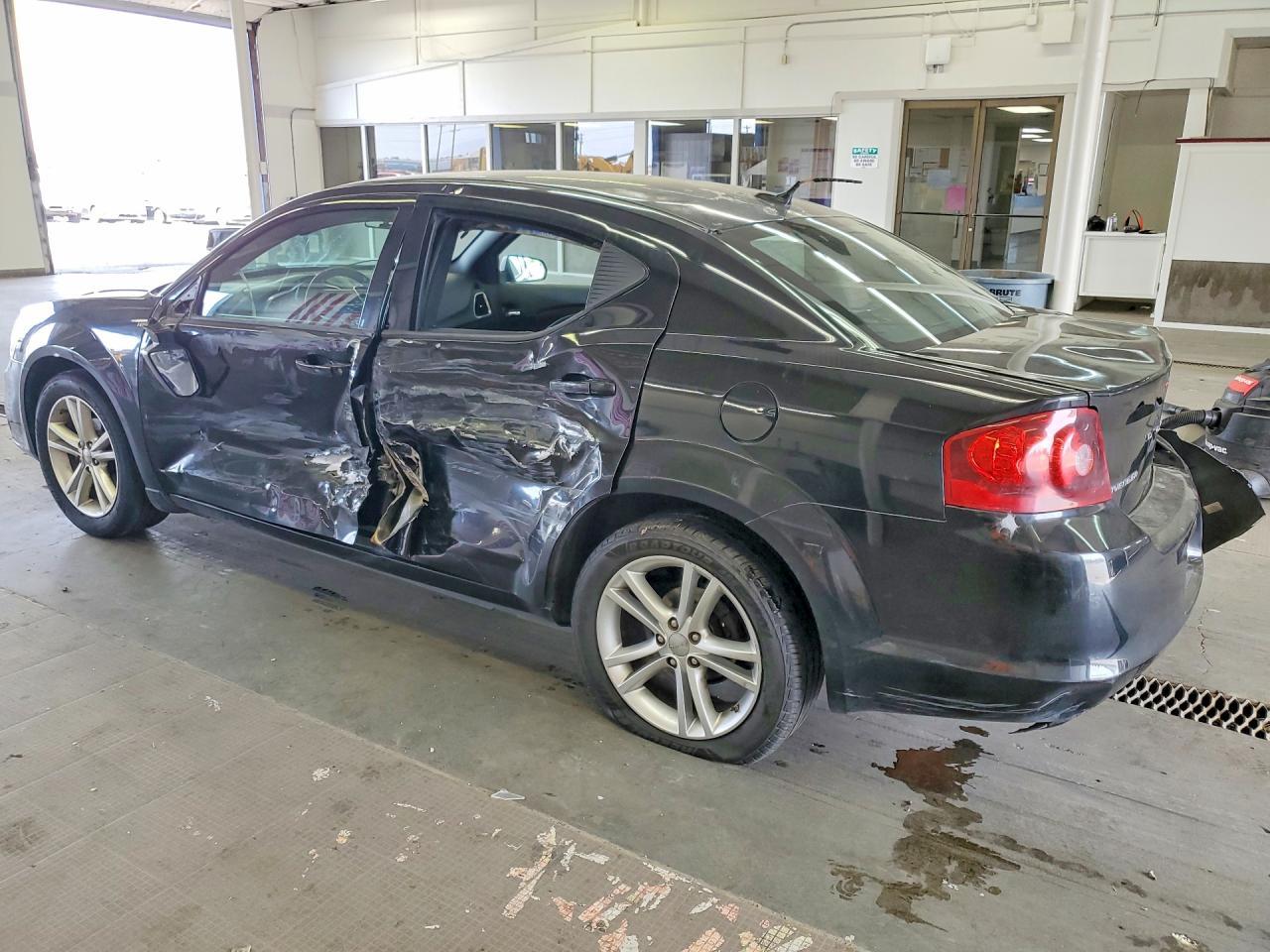 2013 Dodge Avenger Se - Image 2