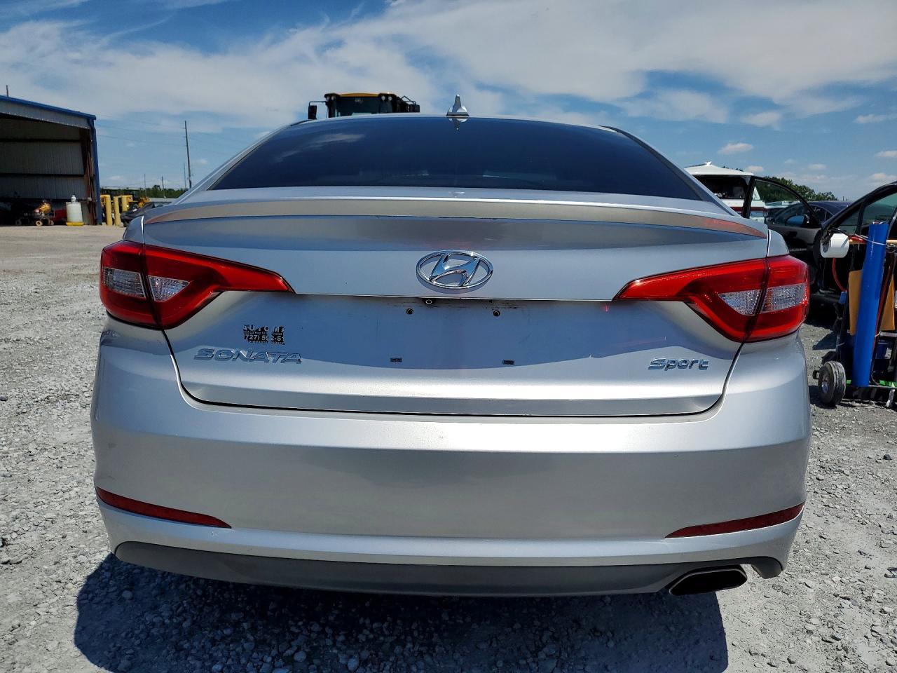 2017 Hyundai Sonata Se - Фото 6