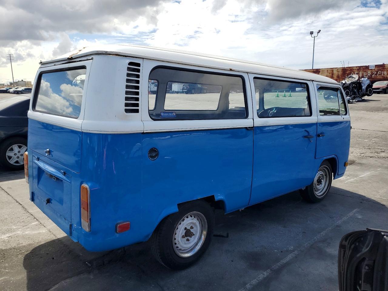 1974 Volkswagen Super Beet - Image 3