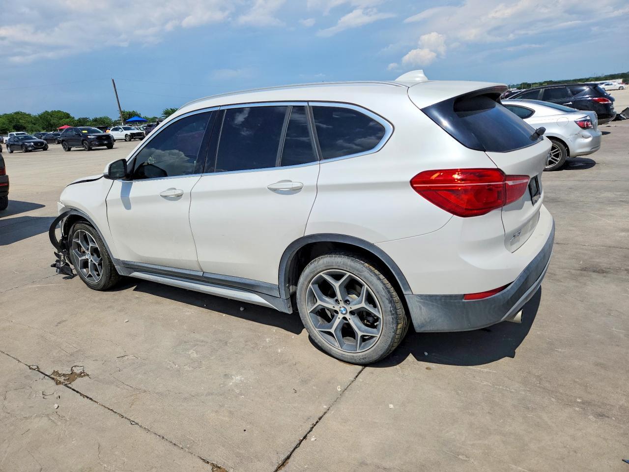 2018 BMW X1 Sdrive28I - Фото 2