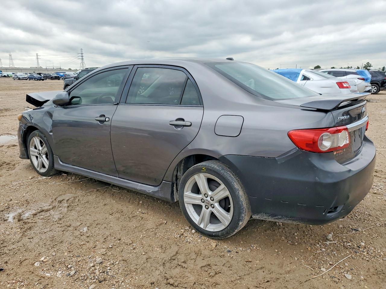 2013 Toyota Corolla S - Фото 2