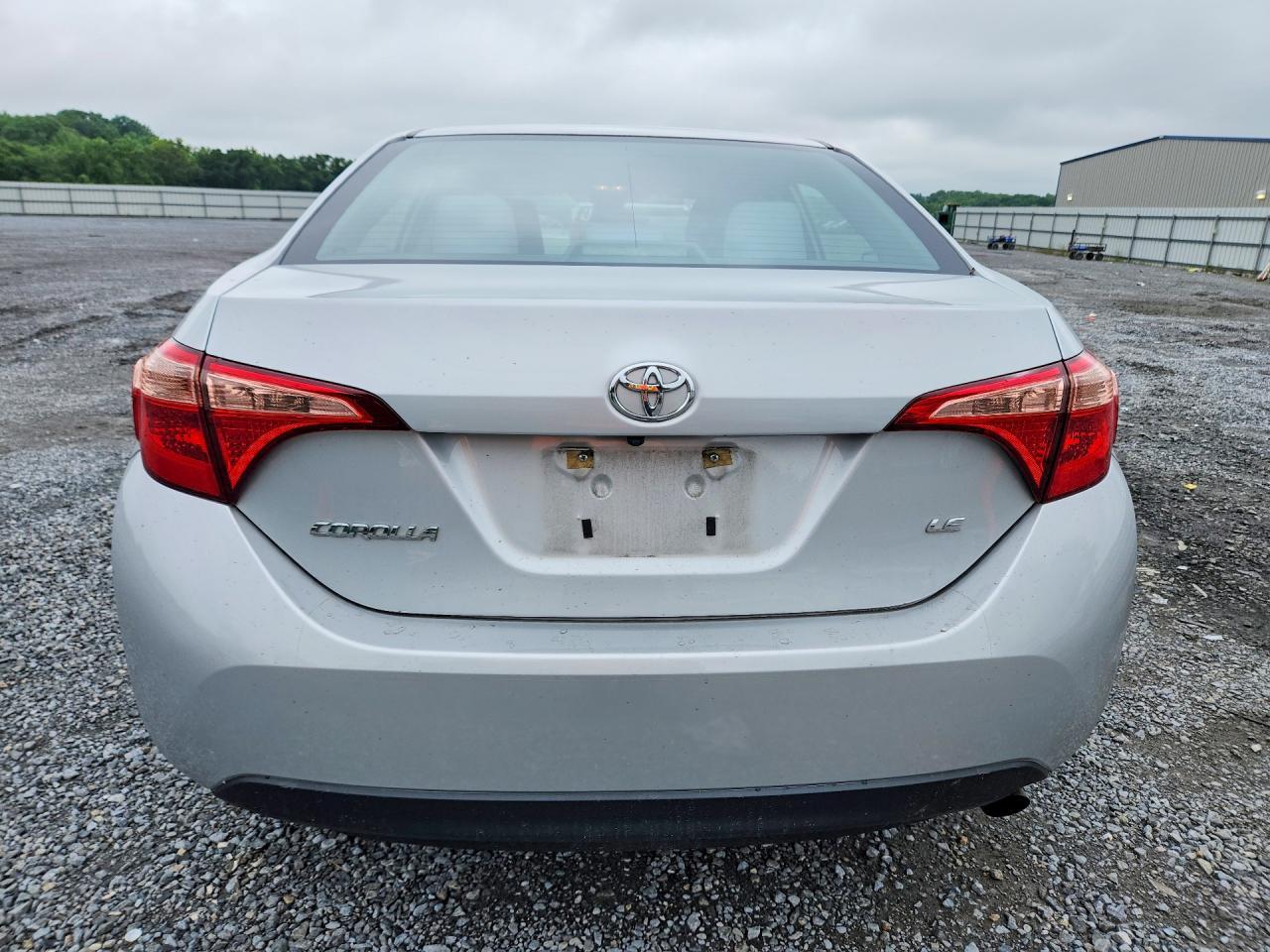 2017 Toyota Corolla Le - Фото 6