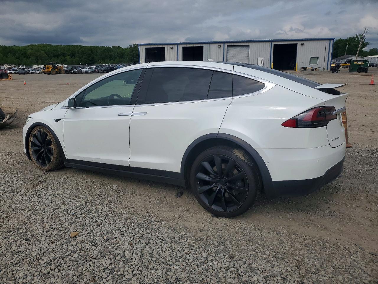 2018 Tesla Model X - Фото 2