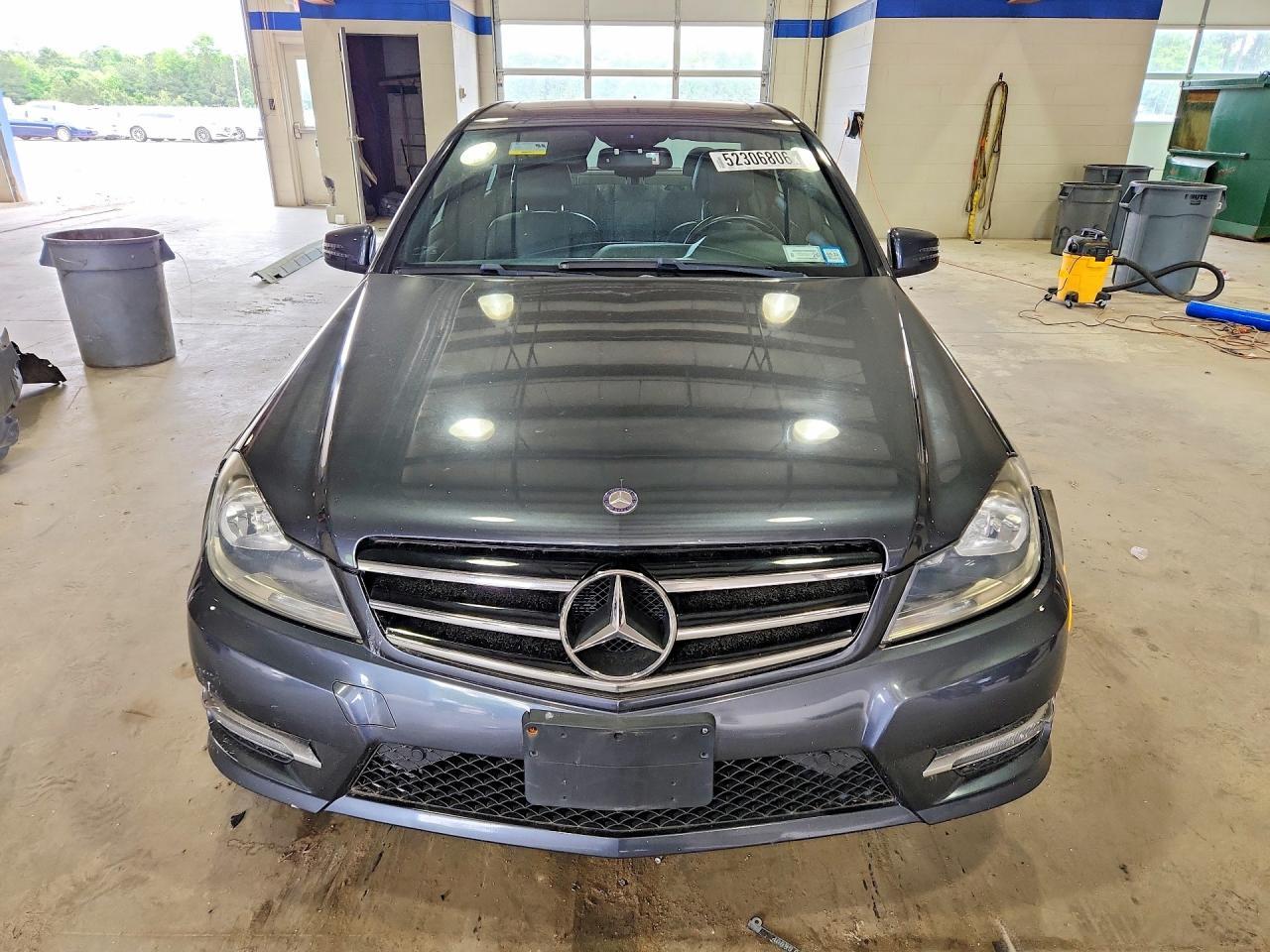2014 Mercedes-Benz C 300 4Matic - Image 5