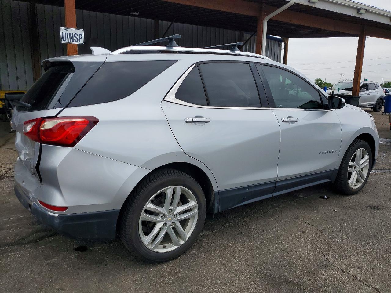 2018 Chevrolet Equinox Premier - Фото 3