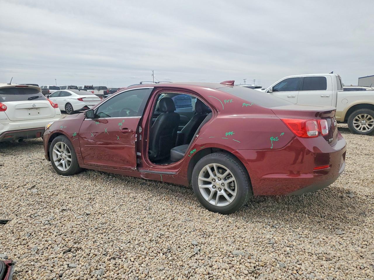 2015 Chevrolet Malibu 1Lt - Image 2