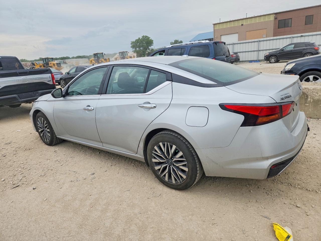 2024 Nissan Altima Sv - Фото 2