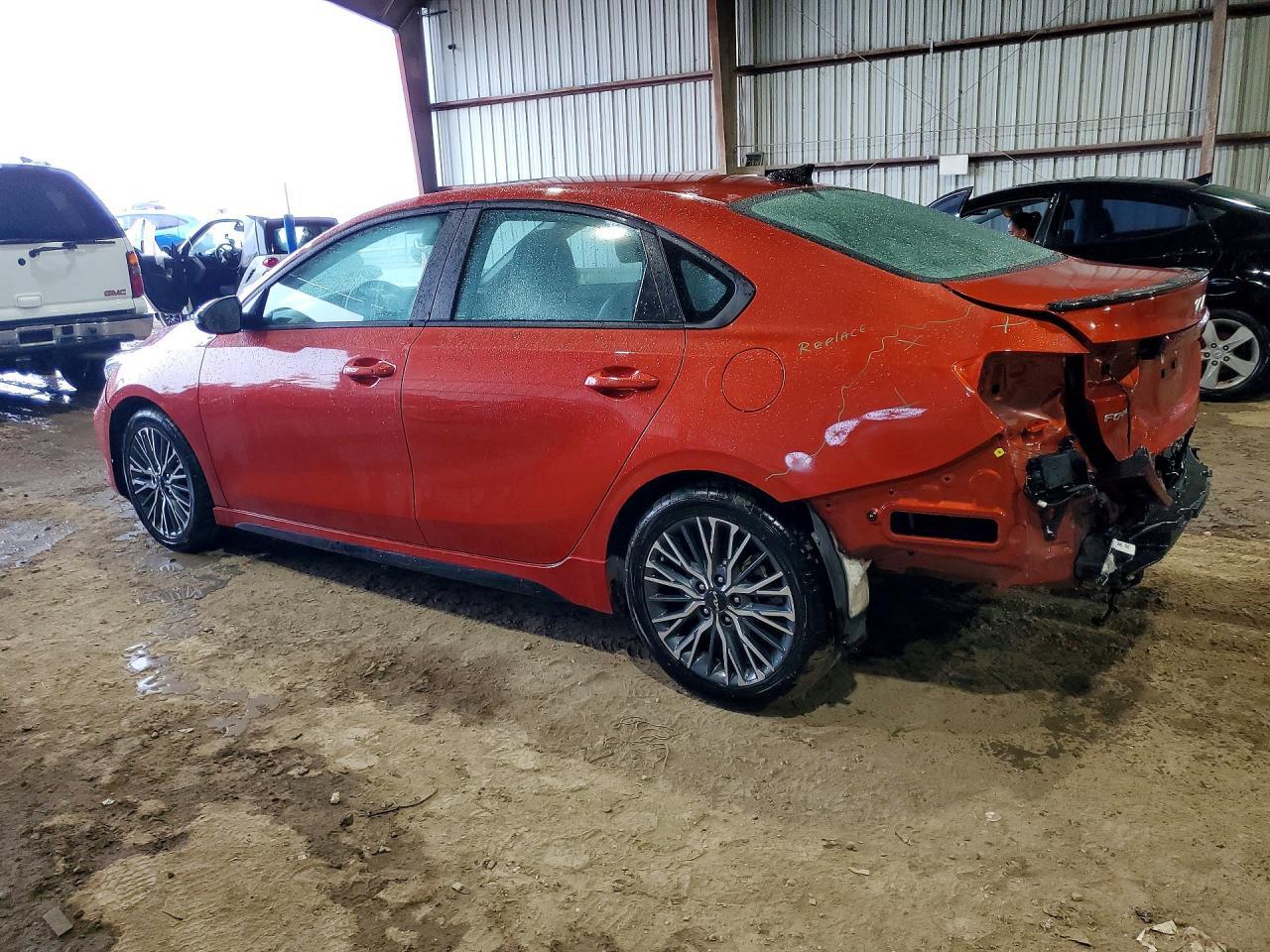 2023 Kia Forte Gt Line - Image 2