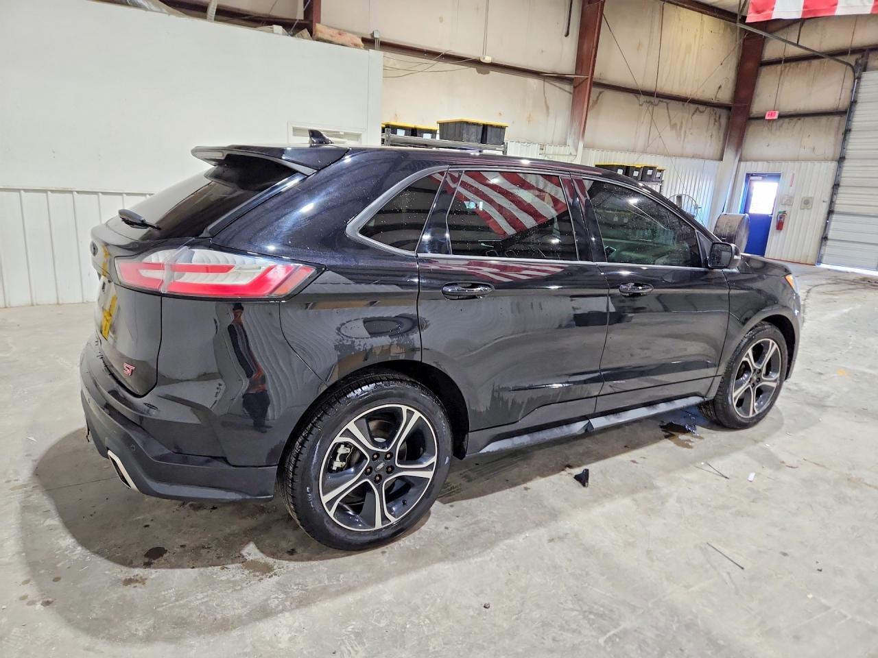 2019 Ford Edge St - Фото 3
