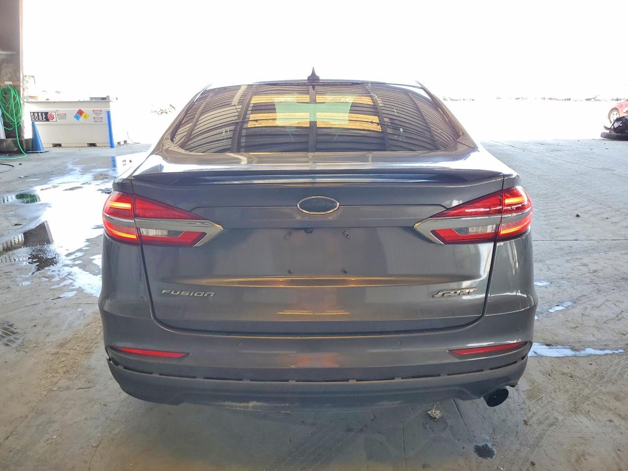 2019 Ford Fusion Se - Фото 6
