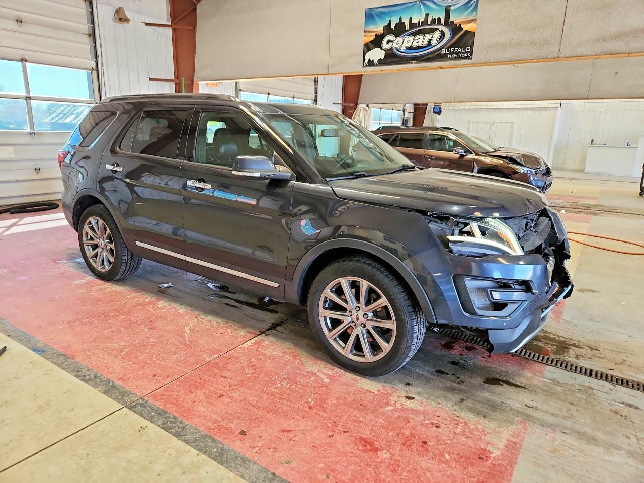 2017 Ford Explorer Limited - Фото 4