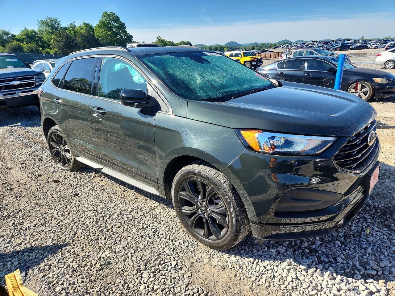 2024 Ford Edge Se - Image 4