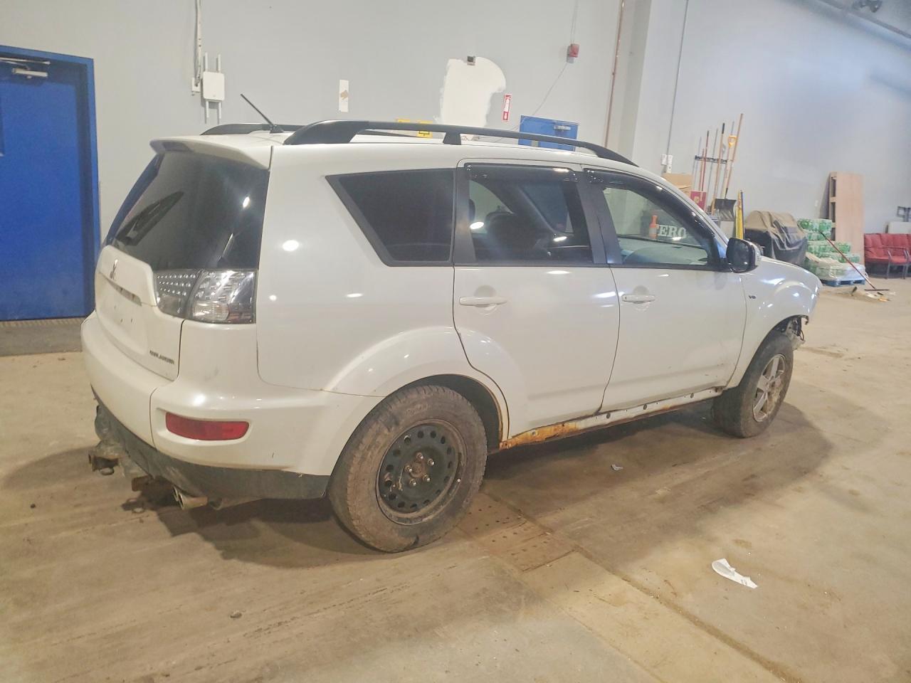 2011 Mitsubishi Outlander Se - Фото 3