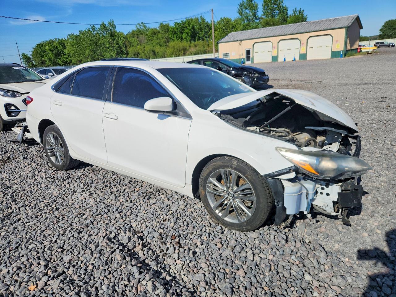 2016 Toyota Camry Se - Фото 4