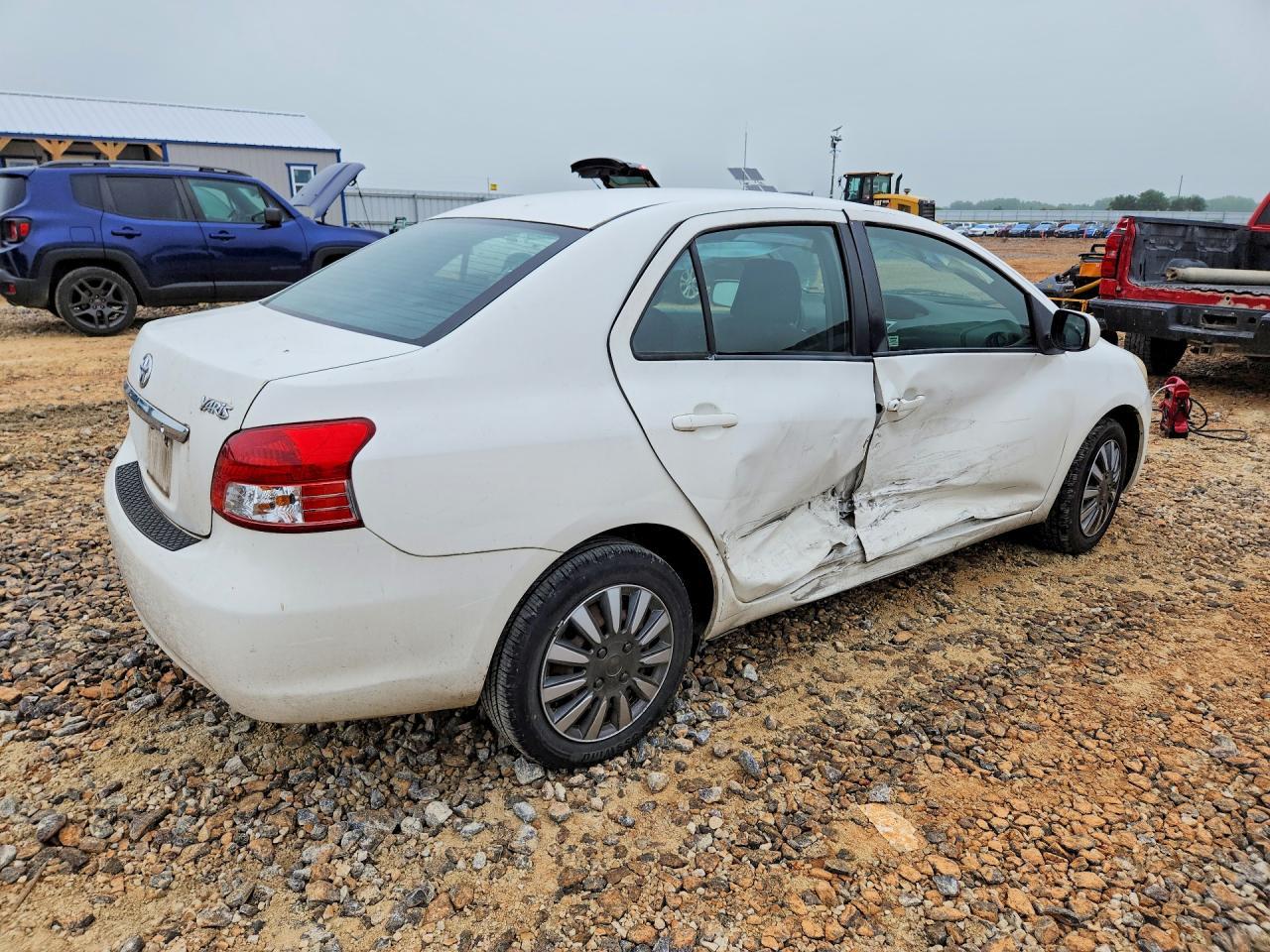 2009 Toyota Yaris Base - Фото 3