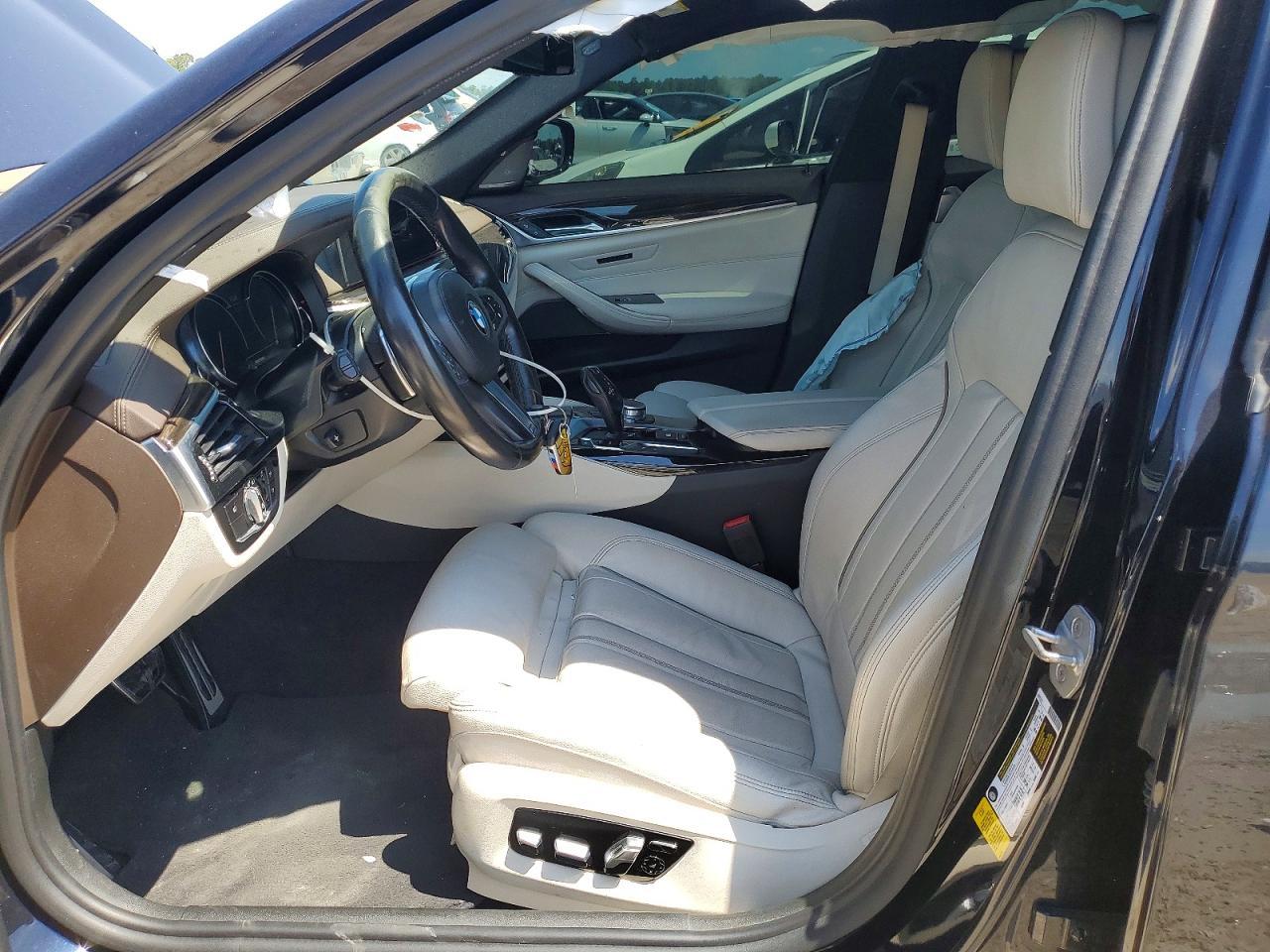 2018 BMW 540 - Image 7