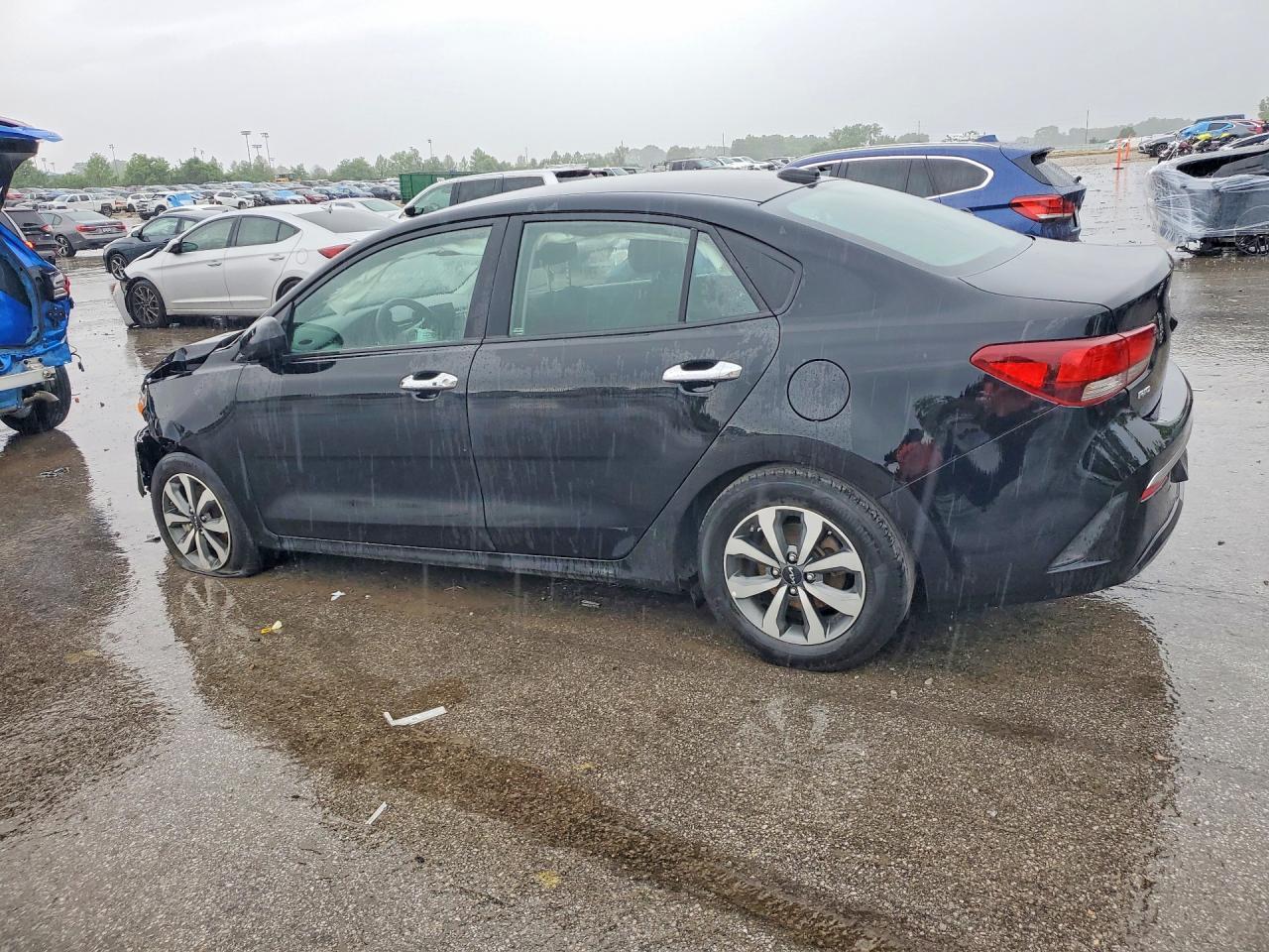 2023 Kia Rio S - Фото 2