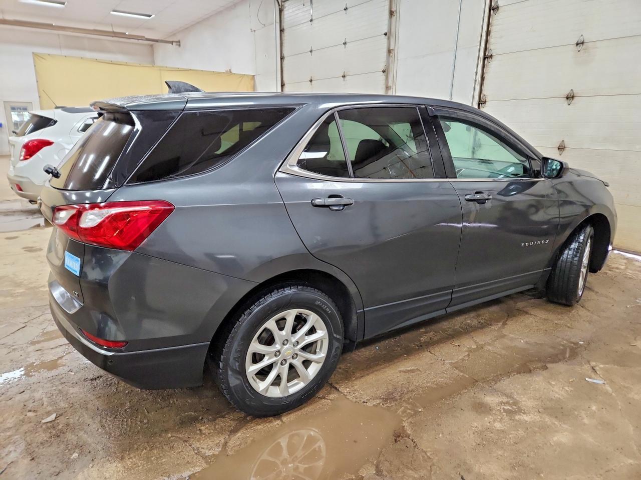 2020 Chevrolet Equinox Lt - Фото 3