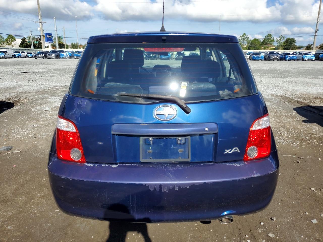2006 Scion Xa Base - Image 6