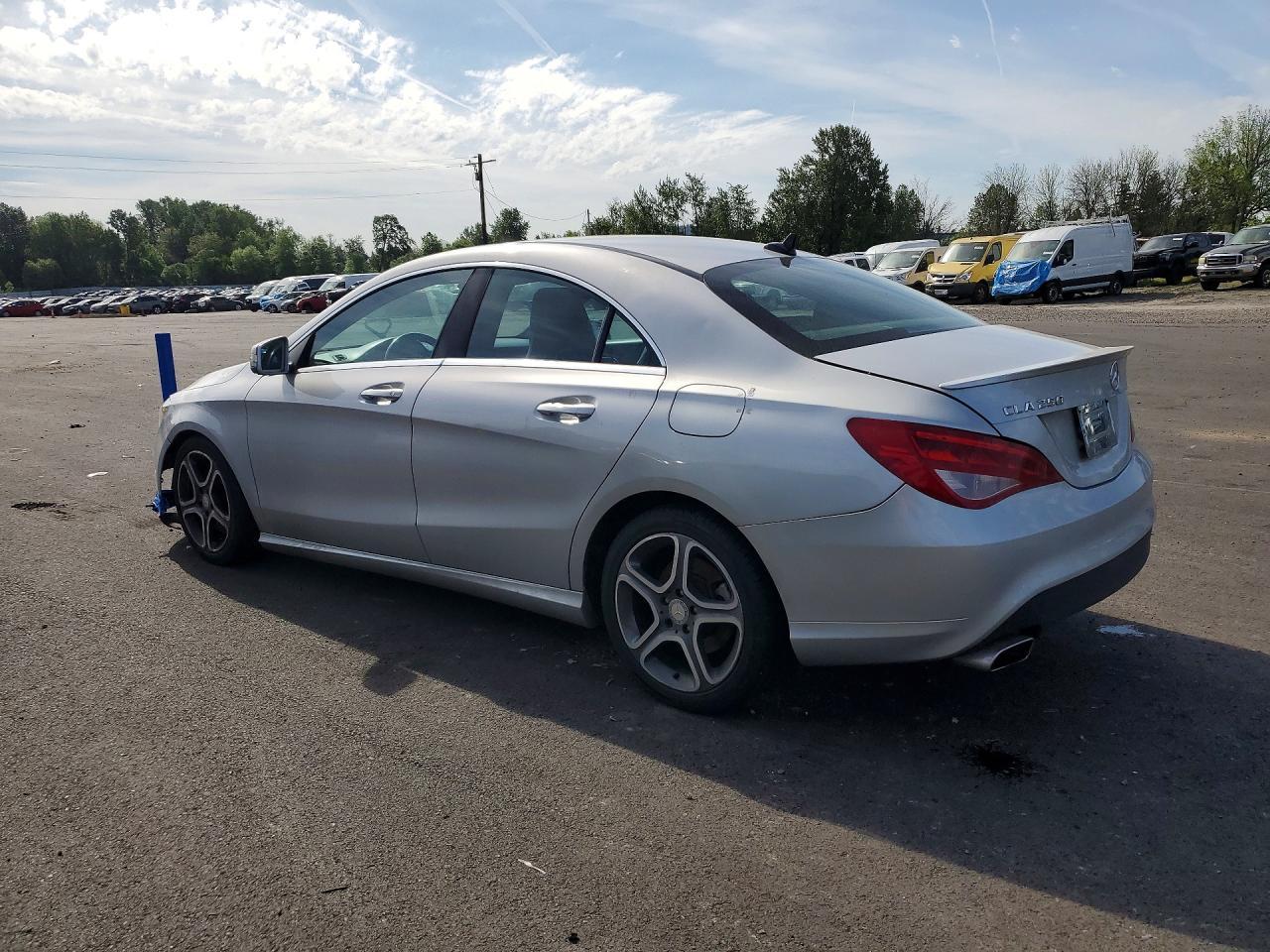 2014 Mercedes-Benz Cla 250 4Matic - Image 2