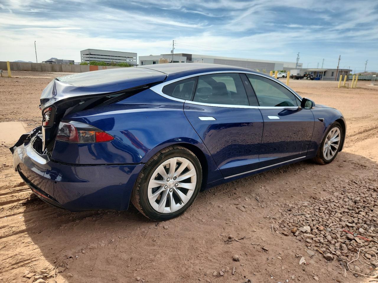 2017 Tesla Model S - Image 3