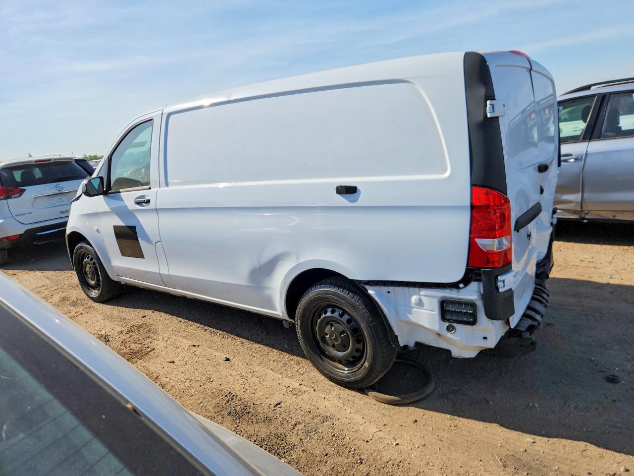 2023 Mercedes-Benz Metris - Image 2