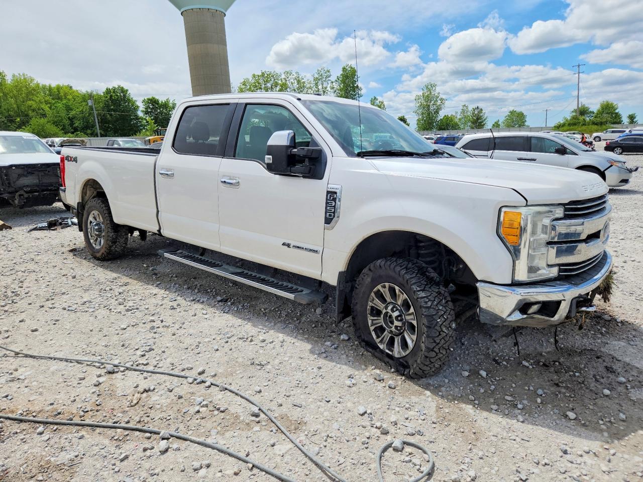 2017 Ford F350 Super Duty - Фото 4