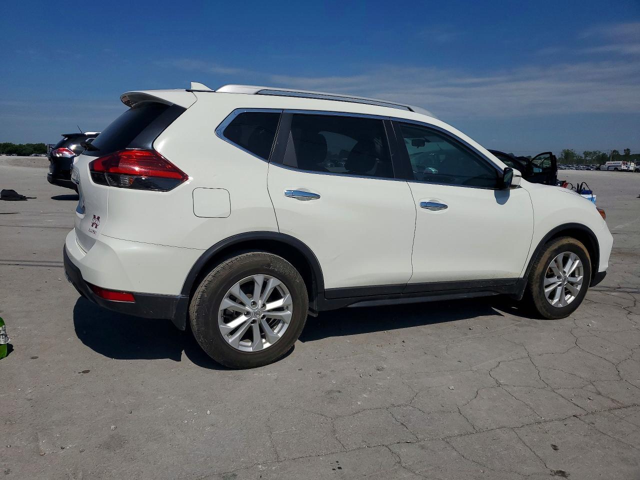 2017 Nissan Rogue S - Image 3