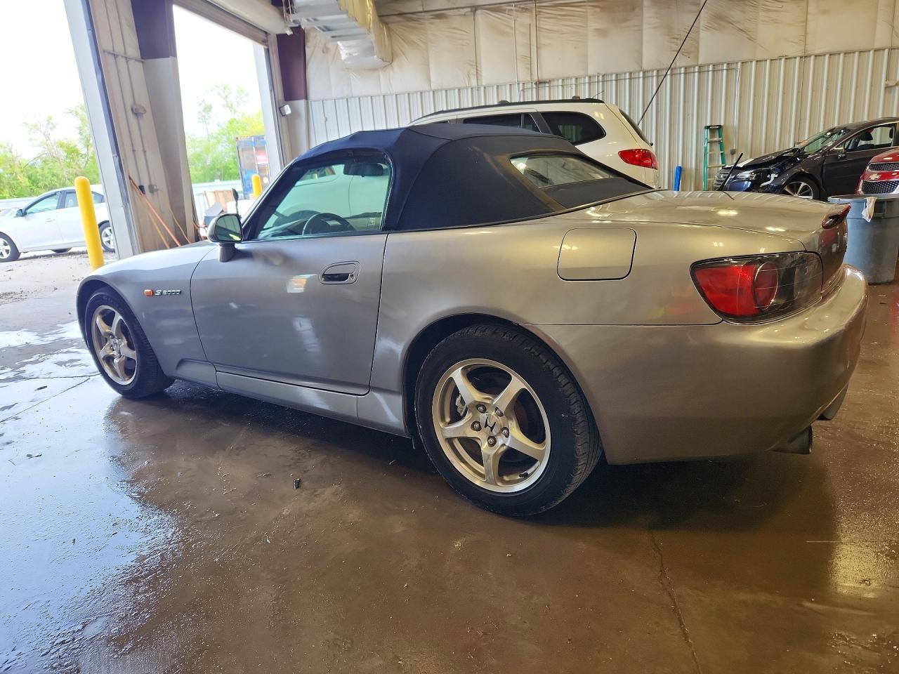 2003 Honda S2000 - Image 2