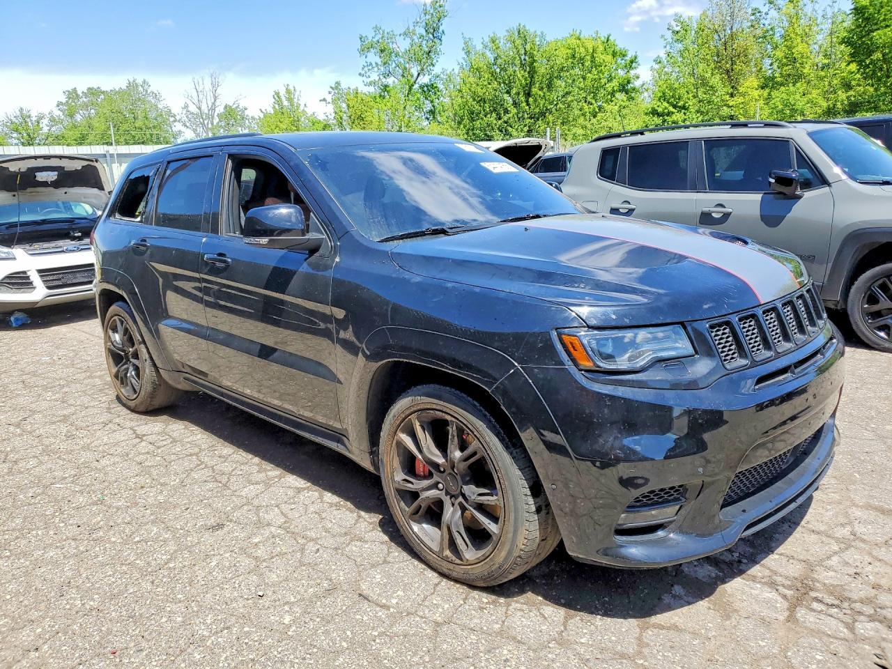 2017 Jeep Grand Cherokee Srt-8 - Image 4