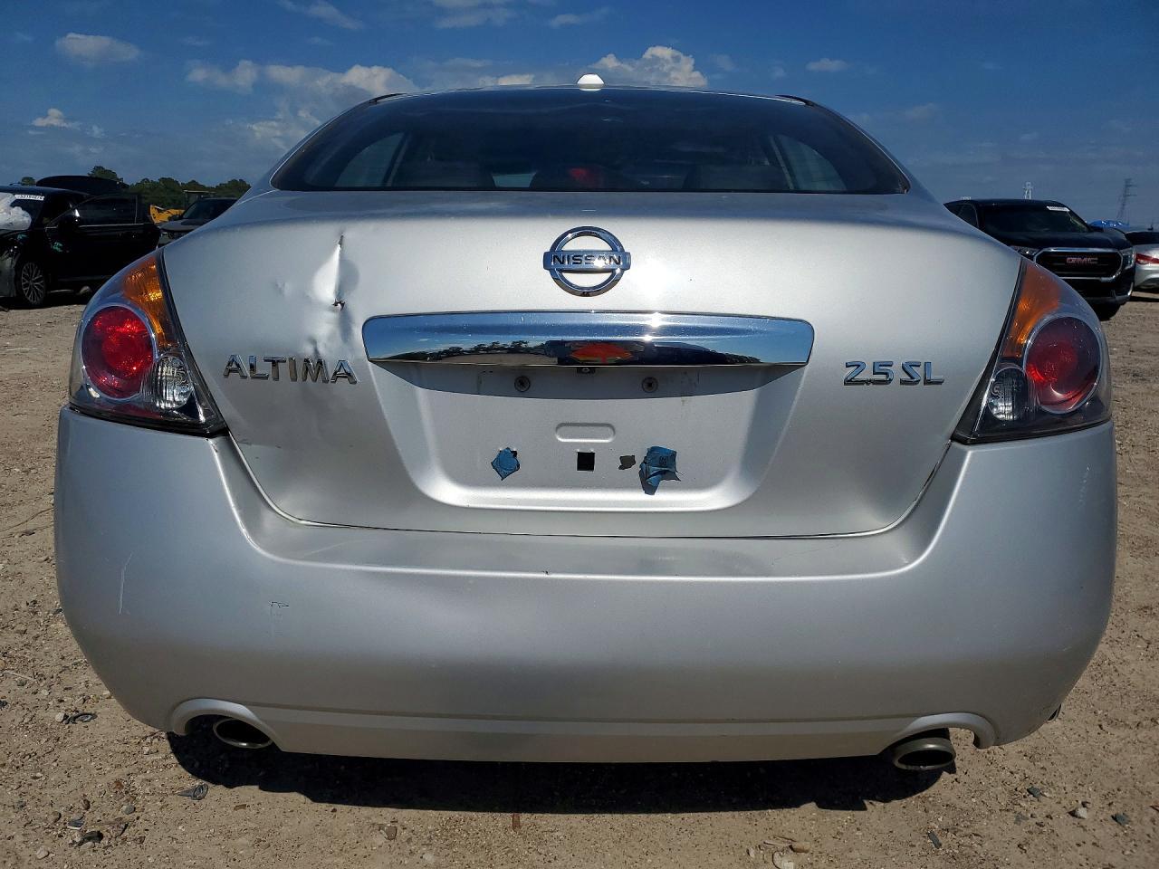 2011 Nissan Altima 2.5 - Фото 6
