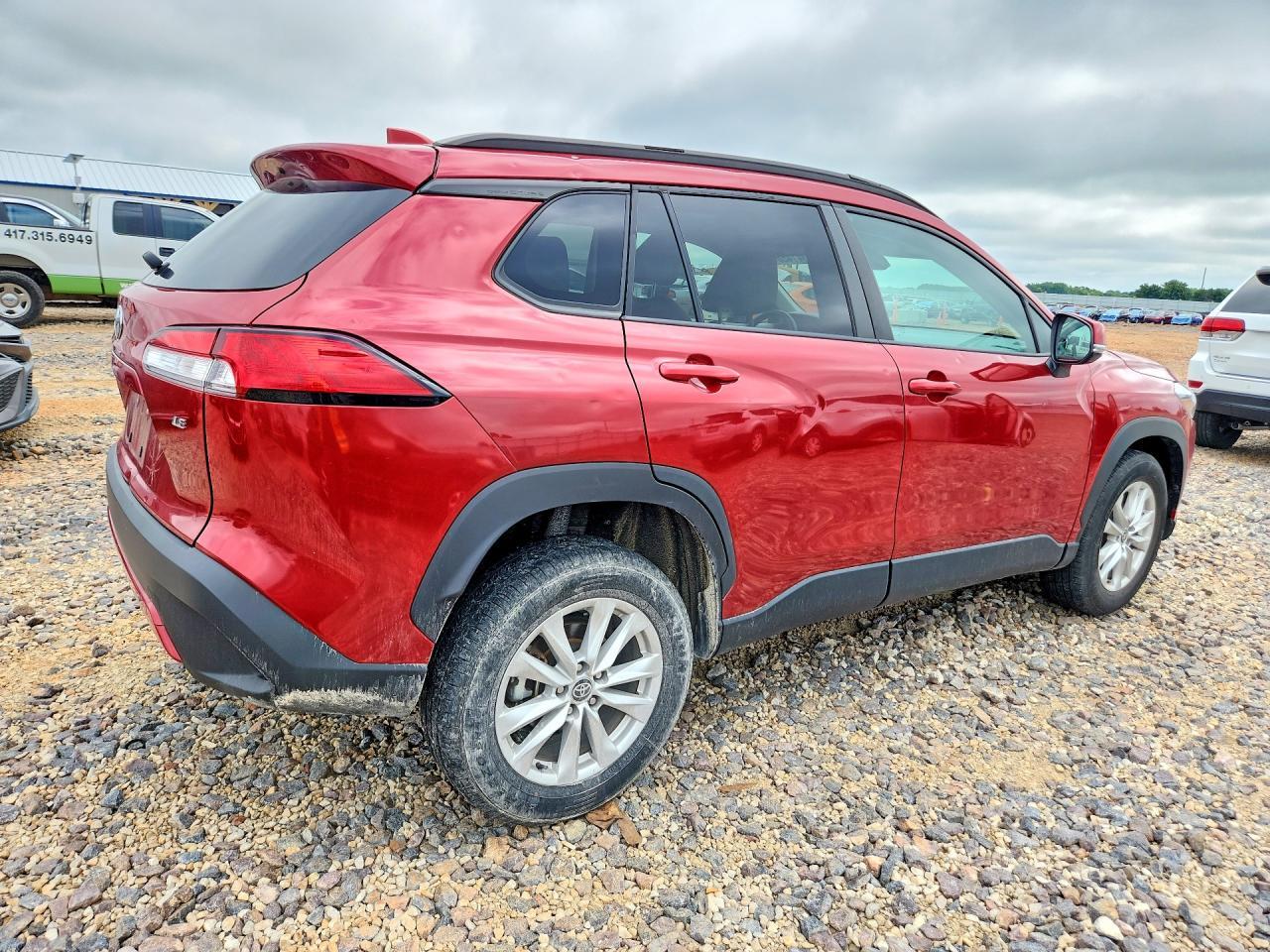 2022 Toyota Corolla Cross Le - Image 3