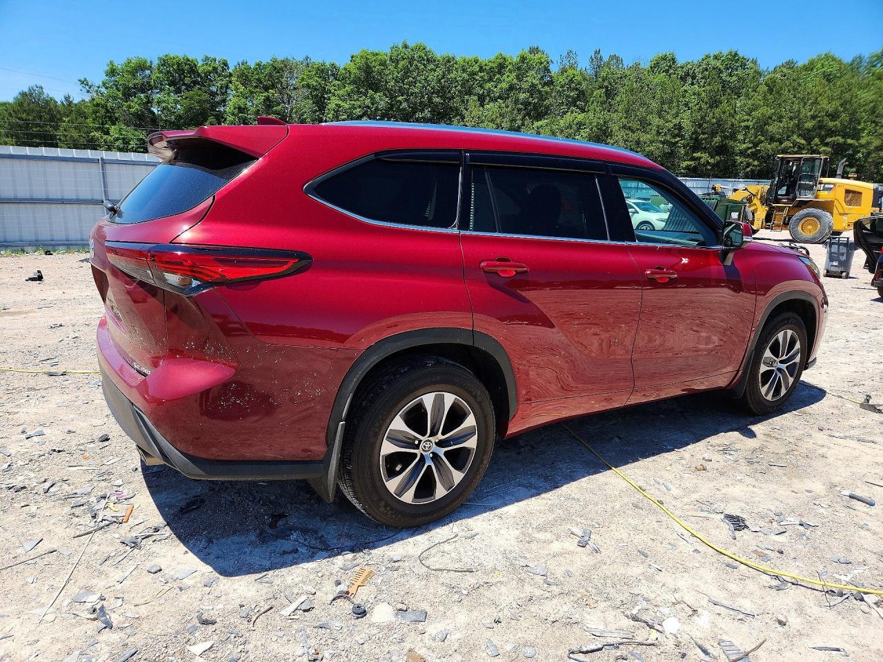 2021 Toyota Highlander Xle - Фото 3